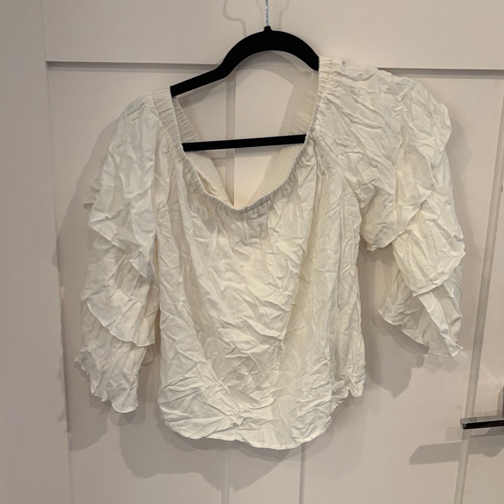 Ella Moss Cream Ruffle Blouse